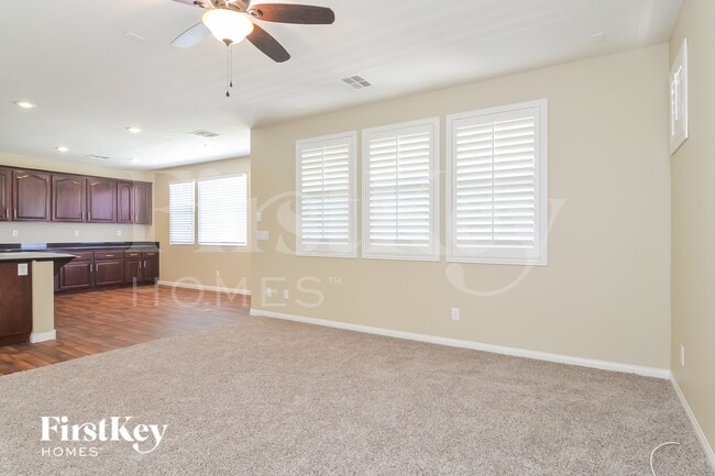 10032 S Silver Cliff St, Las Vegas, NV 89178 - photo 4