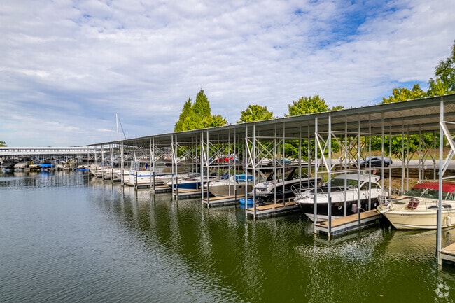 Blue Turtle Bay Marina is the best option for boating access in Old Hickory Village.