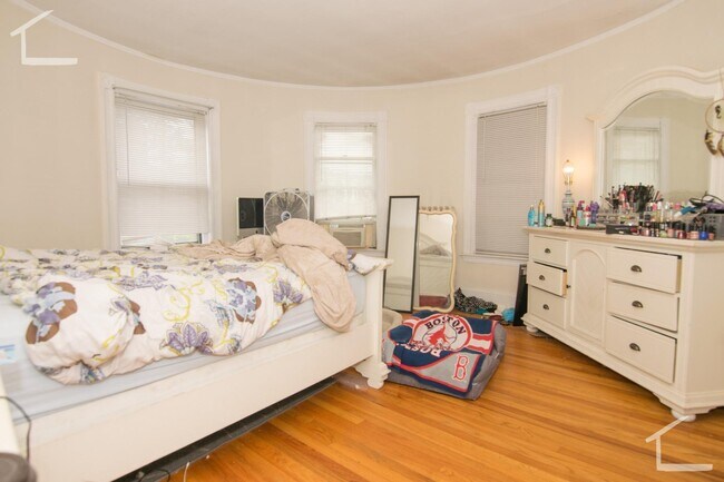 16 Quint Ave unit 3, Boston, MA 02134 - photo 6