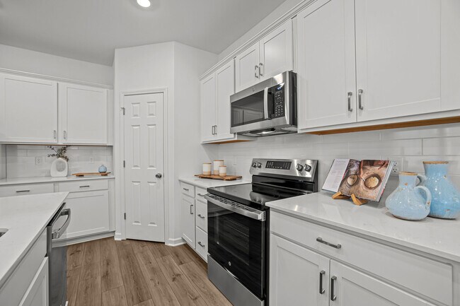 2900 Suzanne Landon Dr unit L6, Murfreesboro, TN 37130 - photo 4