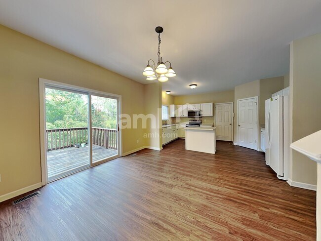 302 Forest Bend Dr, Mount Juliet, TN 37122 - photo 4