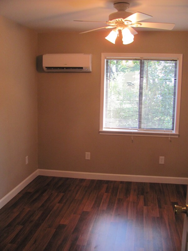 85 N High St unit D-1, Harrisonburg, VA 22802 - photo 7