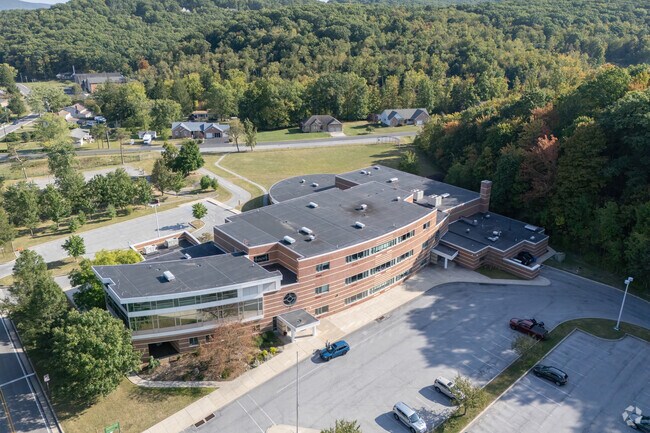 Juniata Gap Elementary School sits on a nicely arboreal campus in the Juniata Gap neighborhood.