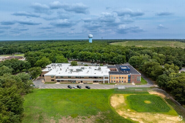 Manchester Township Middle School’s student-teacher ratio matches the district's ratio of 10:1.