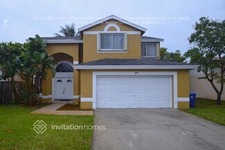 930 SW 88th Terrace, Pembroke Pines, FL 33025