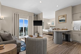 812 Shepard St, Morehead City, NC 28557