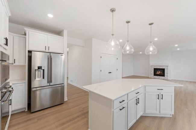 4651 Obsidian Way, Victoria, MN 55386 - photo 7