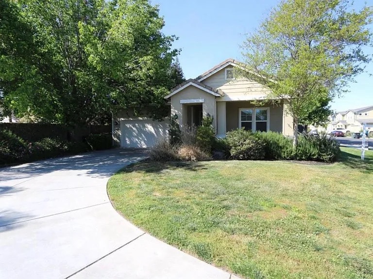 1709 Thomas Ct, Modesto, CA 95355 - photo 1