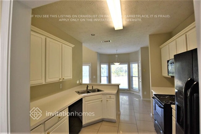 2905 Meadow Gate Way, Loganville, GA 30052 - photo 4