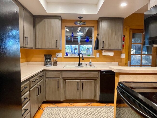 6500 Pine Spring Ave, Twentynine Palms, CA 92277 - photo 4