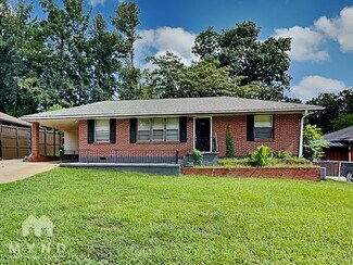 1156 N Parkwood Dr, Forest Park, GA 30297