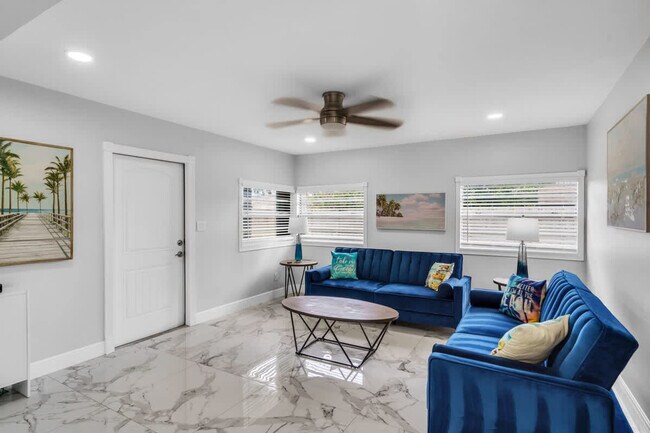 340 SE 3rd Ct unit ID1372344P, Deerfield Beach, FL 33441 - photo 5