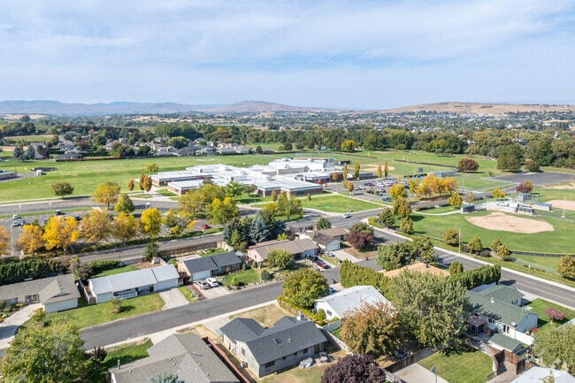 West Valley Middle School encourages students to succeed.