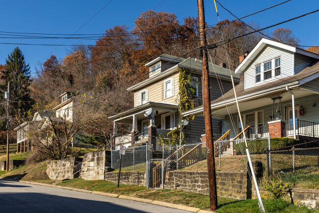 Four squares and bungalows make up most of the housing in Cove Road.