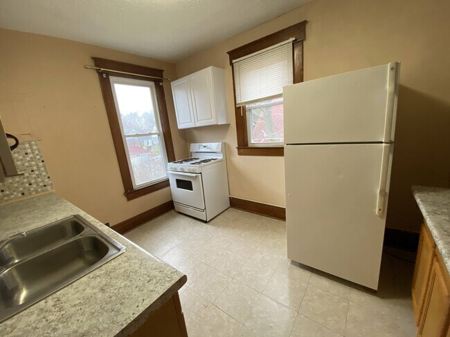 416 8th St, West Des Moines, IA 50265 - photo 5