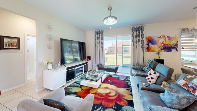 2118 NW 14th Ln, Cape Coral, FL 33993 - photo 2