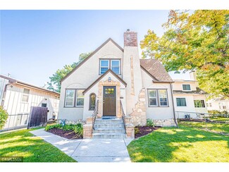 2940 Vincent Ave N Unit 2, Minneapolis, MN 55411