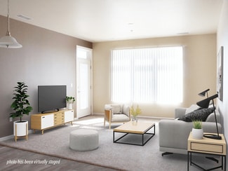 3015 16th St SW, Minot, ND 58701