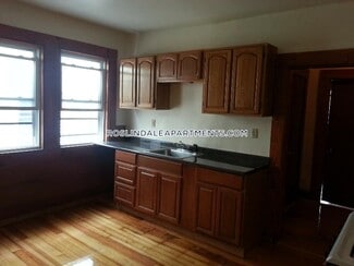 3965 Washington St Unit 2L, Boston, MA 02131