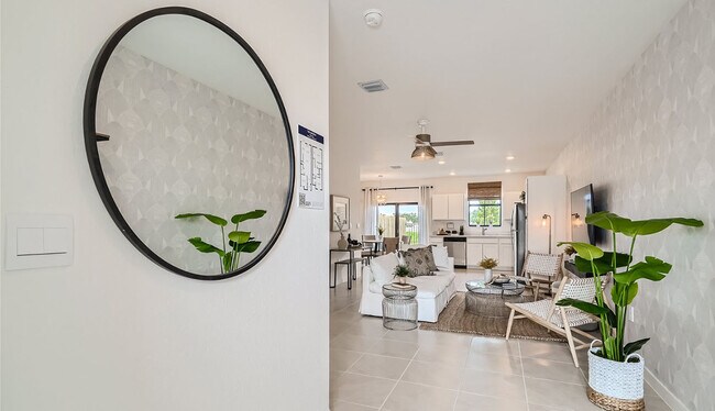 323 NE 16th St, Florida City, FL 33034 - photo 7