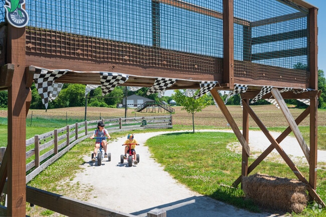 West End Creamery in Sutton is a family favorite, offering homemade ice cream, seasonal fun, and sweeping countryside views.