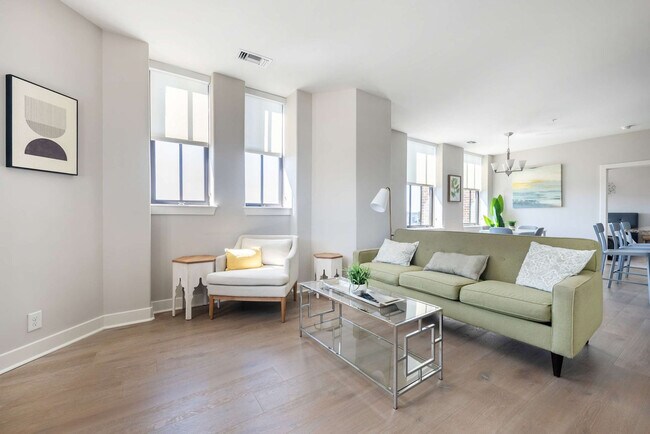 10 Light St unit FL24-ID1024639P, Baltimore, MD 21202 - photo 6