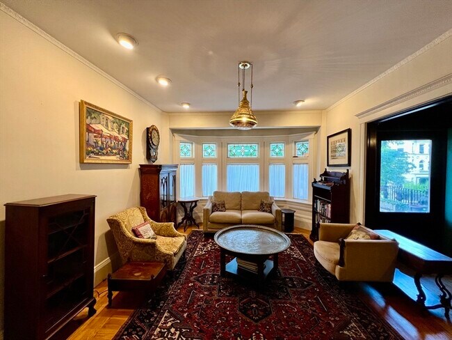 811 Washington St, Brookline, MA 02446 - photo 7