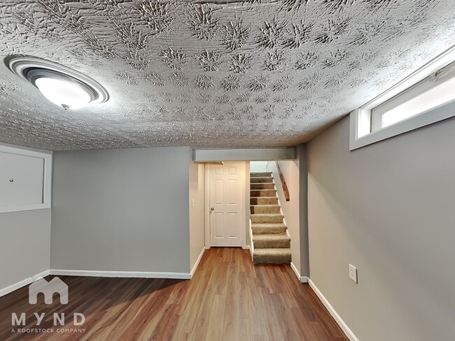 6200 Maple Canyon Ave, Columbus, OH 43229 - photo 6