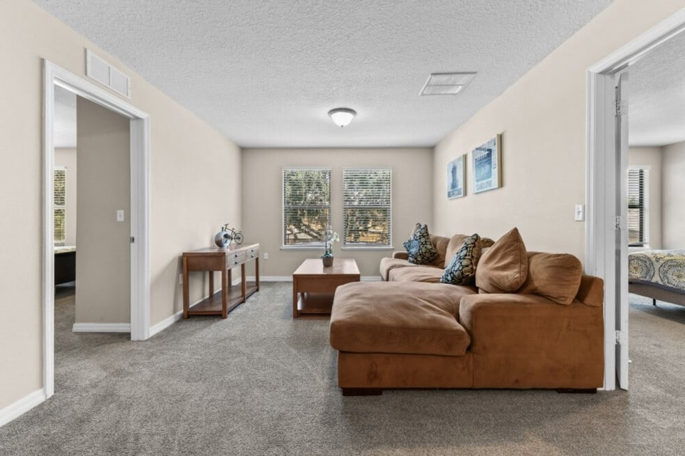 1174 Cypress Pointe Blvd unit ID1285812P, Davenport, FL 33896 - photo 1