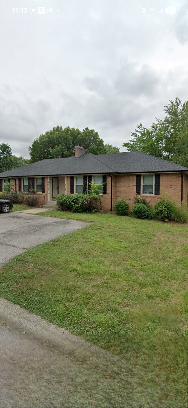 126 Woodmont Ave unit B, Bowling Green, KY 42101 - photo 2