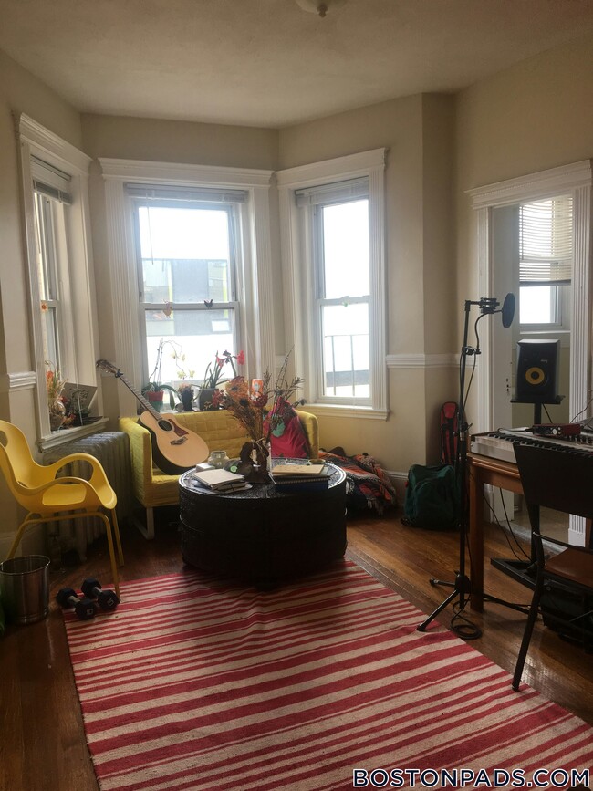 38 Hemenway St Unit 50, Boston, MA 02115