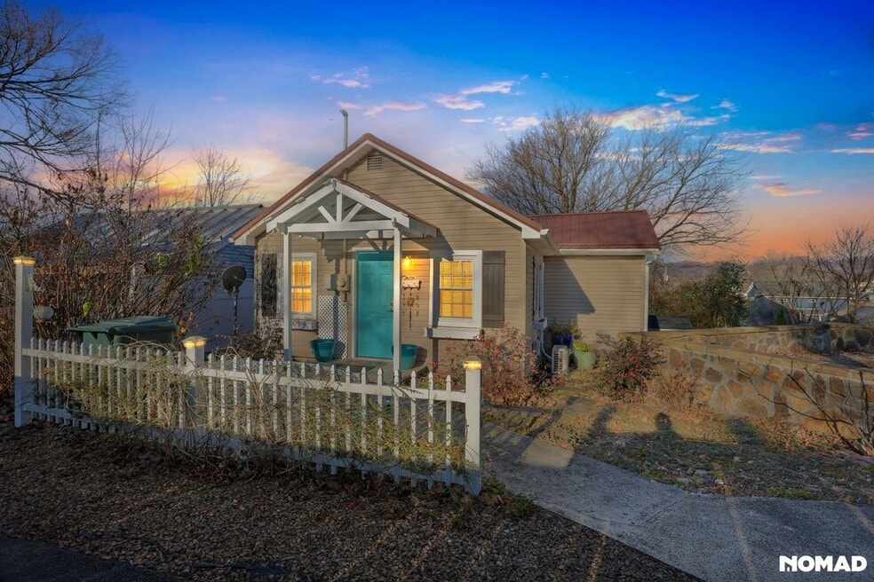 145 Ridgeview Ln, Bristol, VA 24201 - photo 1