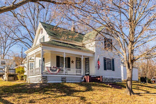 Defiance has several Colonial style homes with large acre lots.