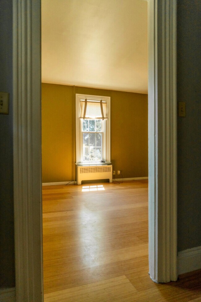 379 E Wabasha St, Winona, MN 55987 - photo 3