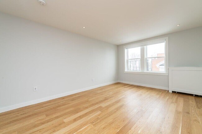 56 Saint Stephen St unit 17, Boston, MA 02115 - photo 4