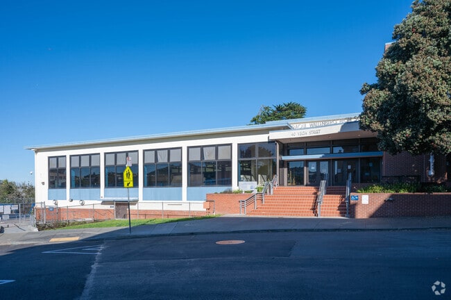 Wallenberg (Raoul) Traditional High School has a great education program in San Francisco.