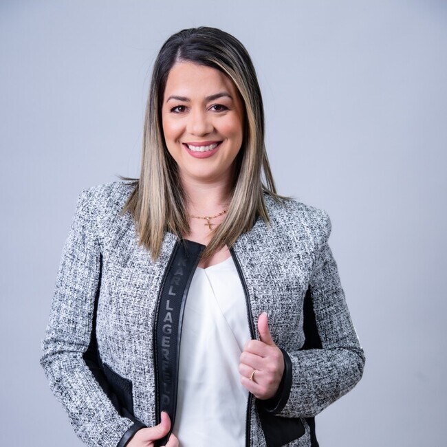 Agent Photo