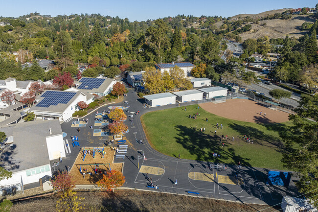 Springhill Elementary School is located in Lafayette, California.