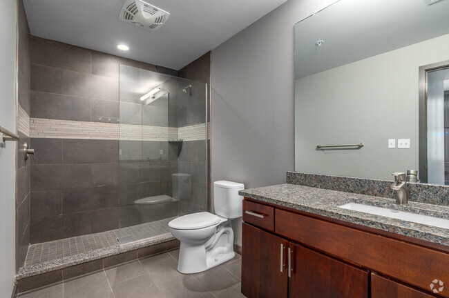 2BD, 2BA - 1,185SF - First Bathroom