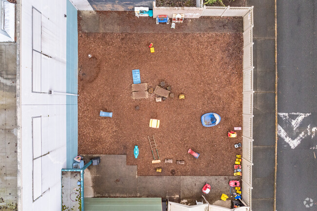 Global Idea School play area.