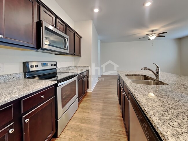 200 Orion Way, Moncks Corner, SC 29461 - photo 4