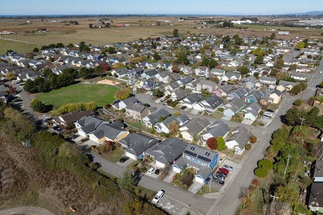 The Greenview-Windsong neighborhhood is surrounded by pastures and parks.