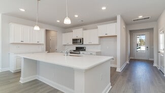 422 Clear Lake Dr, Conway, SC 29526