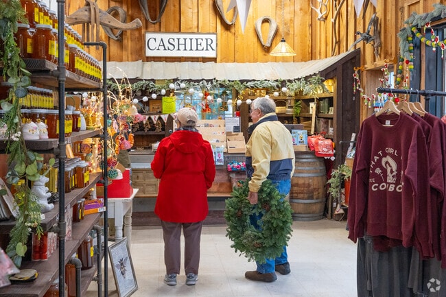 Many locals shop at Lee Farms in Tualatin Valley.