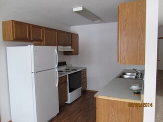 109 3rd St S, Raymond, MN 56282