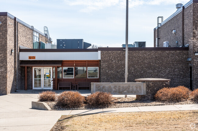 Roosevelt Elementary School serves students from grades K-5.
