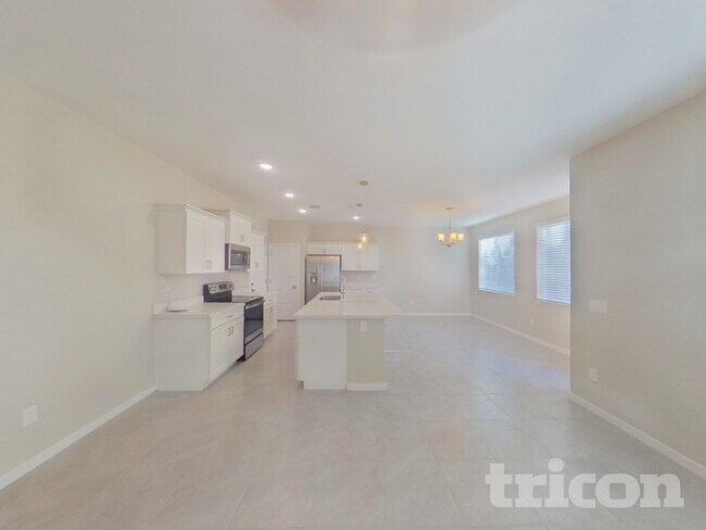 1330 N Parkcrest Cir, Mesa, AZ 85205 - photo 2