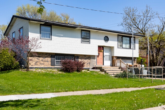 Split level homes offer Sauk Village residents large single family options.