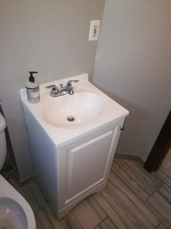 25 Newcomb Place unit 1, Taunton, MA 02780 - photo 7