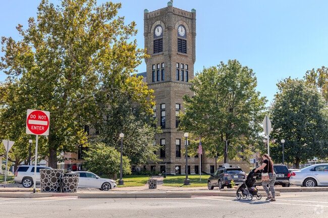 Lucas County Courthouse anchors Chariton’s historic town square.